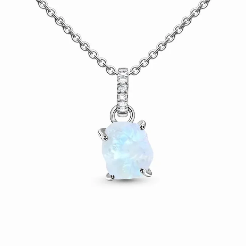 

S925 sterling silver four-claw moonstone pendant necklace women's niche design fashion all-match jewelry
