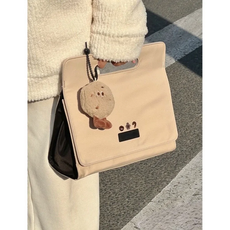 

The New Large -Capacity Brand Versatile Foreign Qi High -End Texture Women Shoulder Crossbody Todcit -Wide Postman Handbag