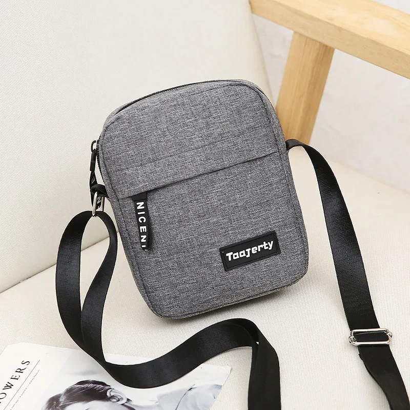 Nylon Shoulder Bag Men's Solid Color Messenger Bag Casual Fashion European and American Retro Men's Bag