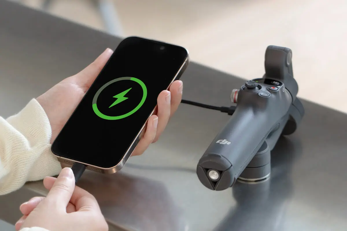 Фото Кабель для зарядки телефона/записи звука Osmo Mobile 7/7P (USB-C - Lightning) Новый №2