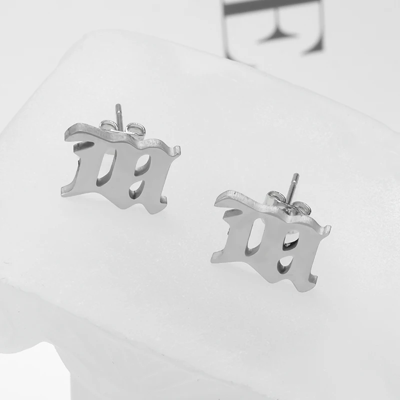 

Fashion Delicate Silver Color Alphabet Stainless Steel Stud Earrings Men Women Trend Hip Hop Rock Party Street Jewelry Gifts