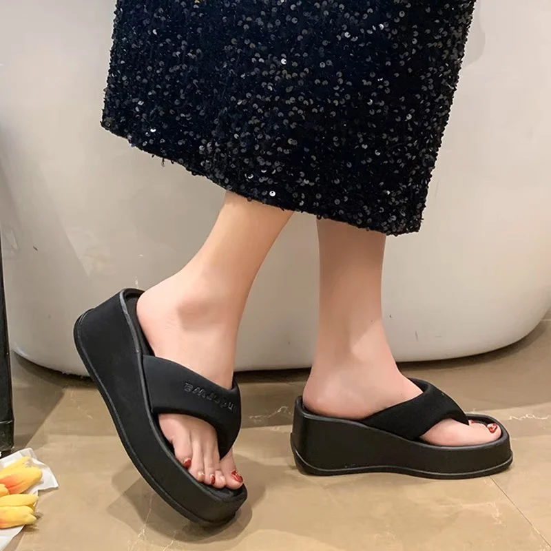 FAFA Thick Bottom Slippers Female Summer Wear 2023 New Slope With Flip-flops Muffin Bottom Clip Feet Beach Cool Fashion Slippers