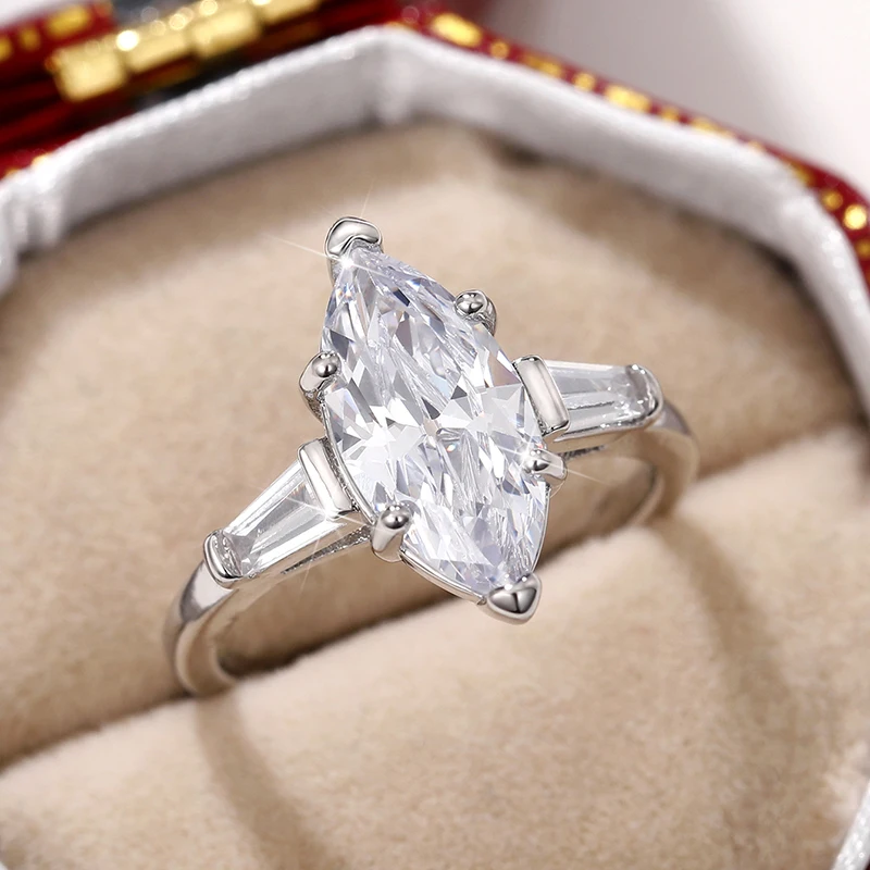 

Huitan Luxury Crystal Marquise Cubic Zirconia Women Rings Silver Color Fashion Versatile Engagement Wedding Accessories Jewelry