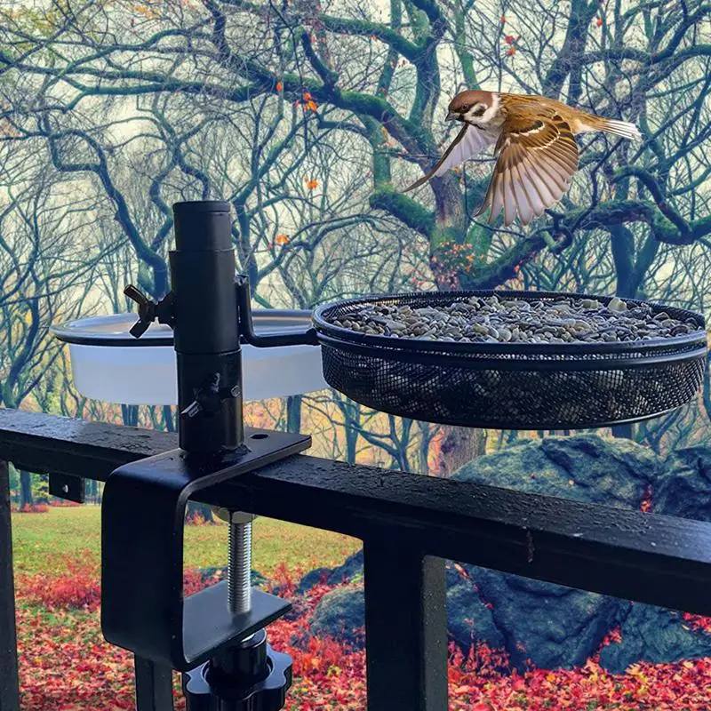 Кормушка для птиц с сетчатой подставкой на 360 градусов
