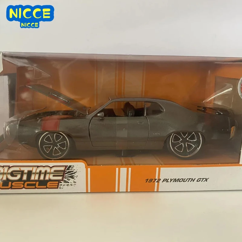 

Nicce 1:24 1972 Plymouth GTX High Simulation Diecast Car Metal Alloy Model Car Toys for Children Gift Collection
