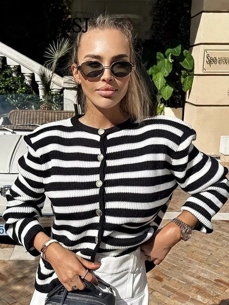 Nlzgmsj TRAF 2023 осенний женский полосатый Модный Новый комбинированный вязаный свитер