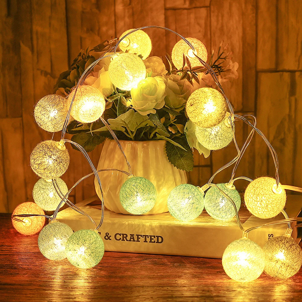 

20LED Cotton Ball Garland String Lights Christmas USB/Battery Powered Fairy Lighting for Holiday Wedding Xmas Party Home Decor