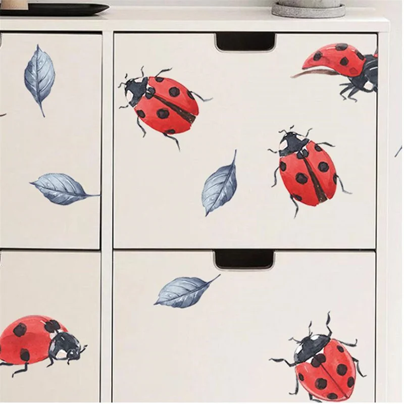 

Cartoon Red Seven-star Ladybug Wall Sticker Kids Room Background Home Decoration Mural Living room Bedroom Wallpaper Leaf