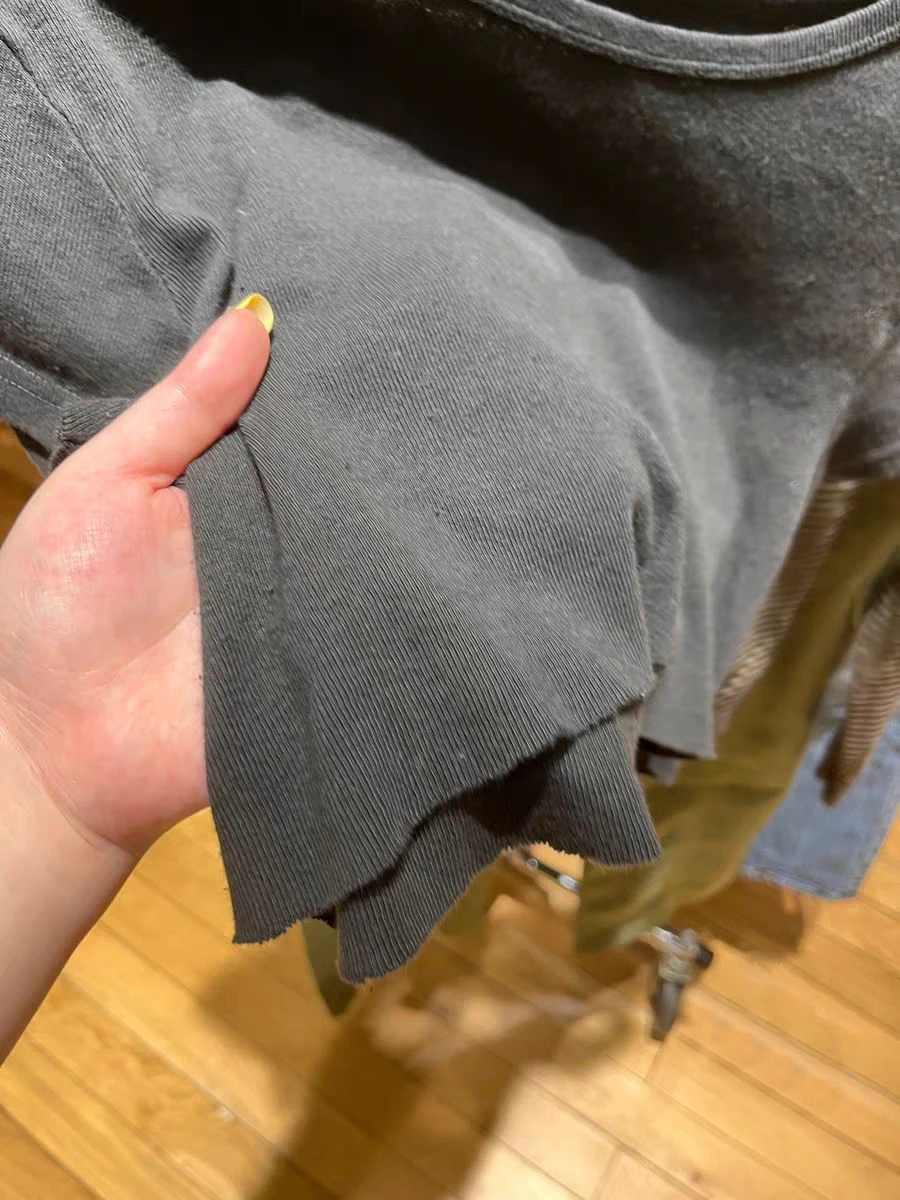 Черный укороченный топ с необработанным краем женская летняя хлопковая