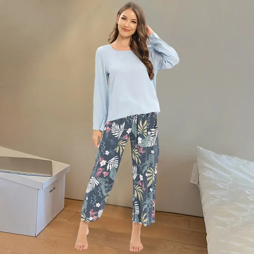 

1 Set Popular Women Nightwear Set Crew Neck Washable Women Pajamas Set Relaxed Fit Round Neck Pullover Pants Pajamas