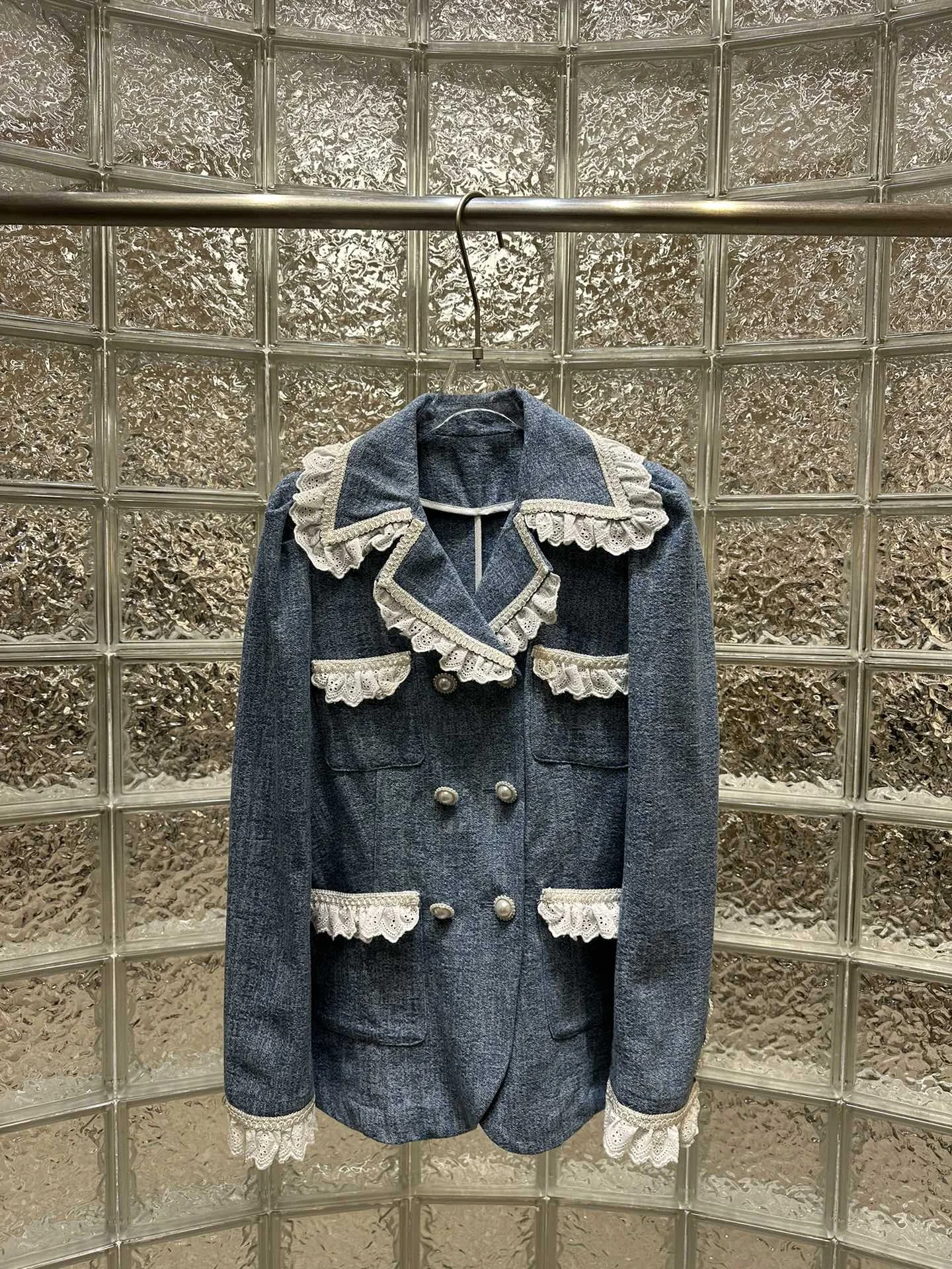 

2023New autumn/winter, vintage puffed sleeve lapel lace patchwork wash jacket