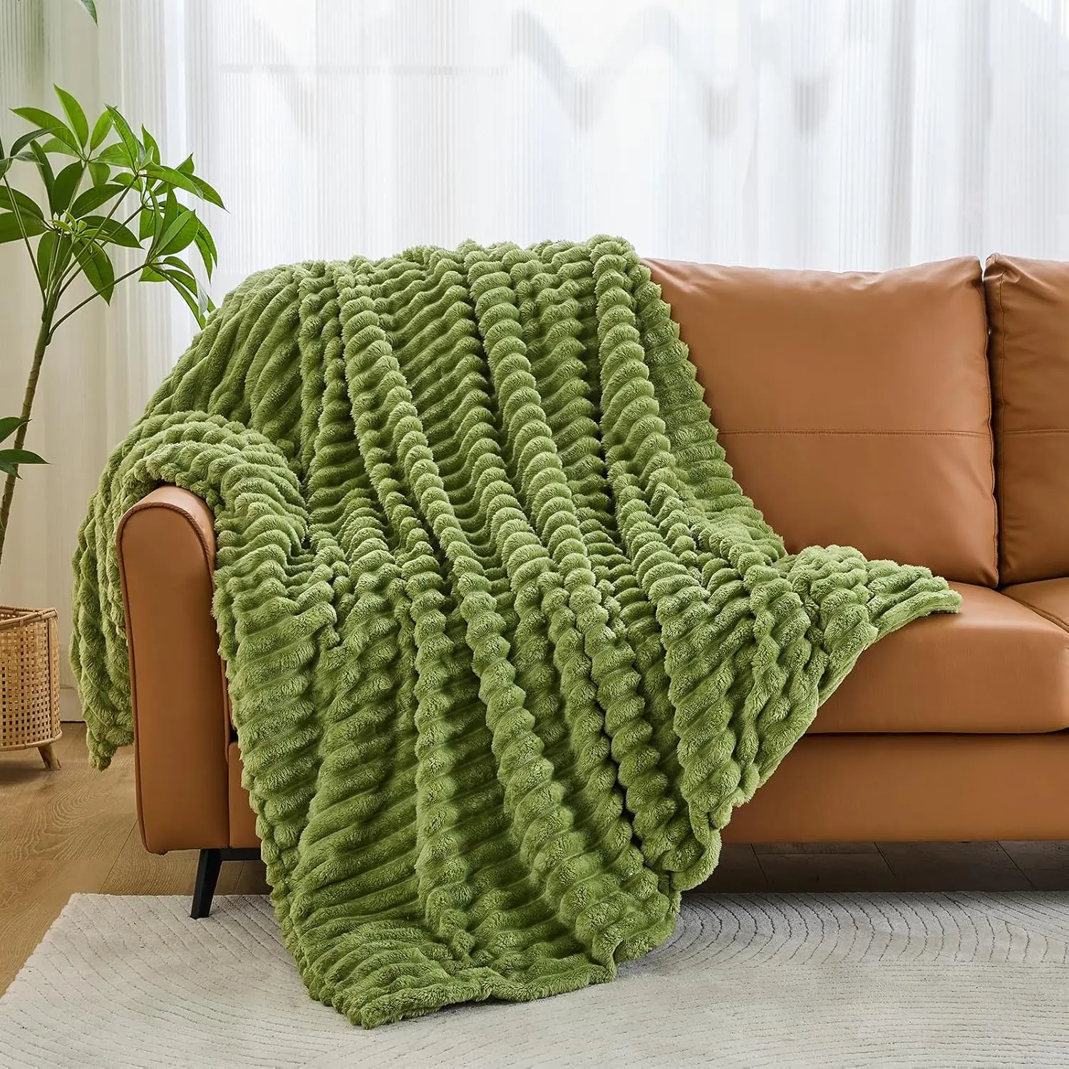 

Флисовое одеяло 100% полиэстер однотонное