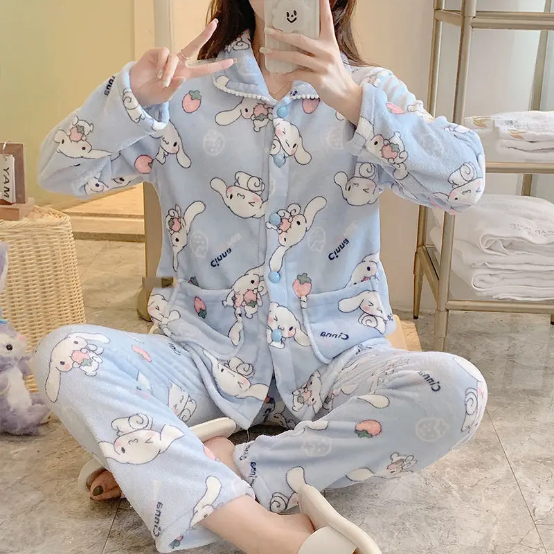 Coral Velvet Pajamas for Women In Autumn and Winter, Thickened, Warm, Long Sleeved, Cartoon, Love, Bear, Flannel Housewear Suit
