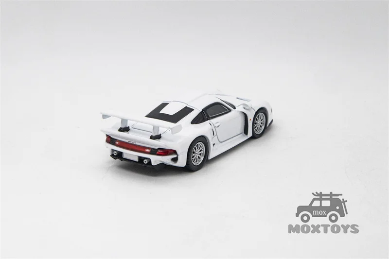 Sparky x Tiny 1:64 GT1 Белая литая под давлением модель автомобиля