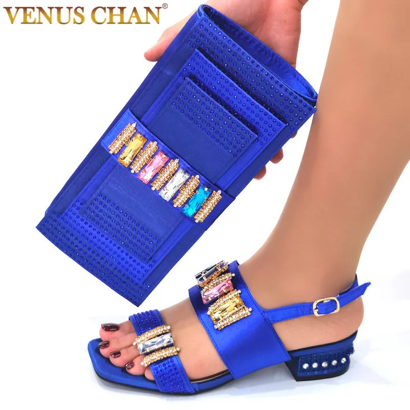 

Blue Color Party Women Shoes Rhinestone Chain Low Heel Comfortable Summer African Women Sandals Shoes and Bags Matching