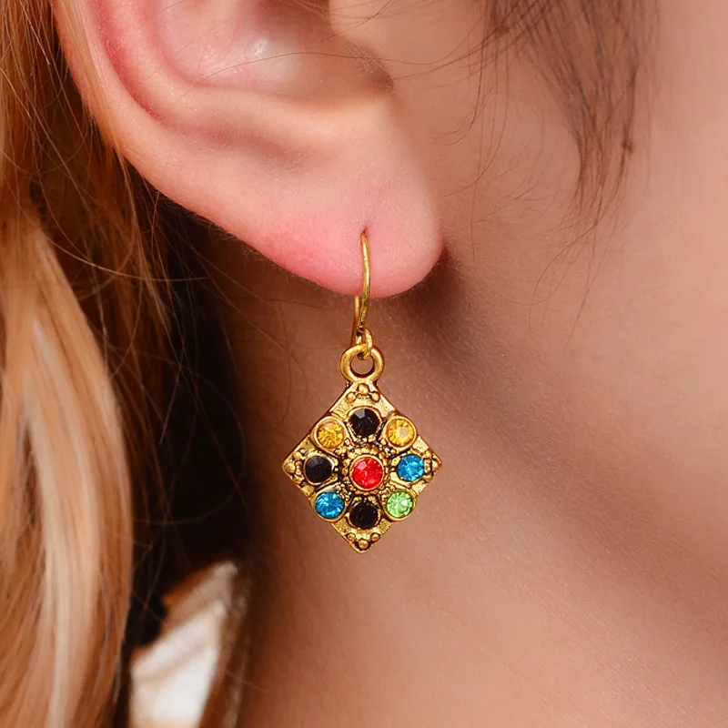 

Antique Gold Charm Boho Women Stud Earrings Vintage Rainbow Crystal Ethnic Bridal Wedding Stud Earring Jewelry Accessories