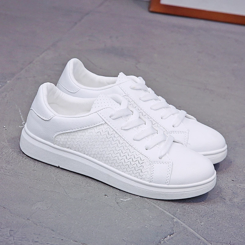

White Shoes Breathable Mesh In Summer Woman Sneakers Fashion Outdoor Walking Casual Lightweight Flat Bottom Running Shoes 35-40