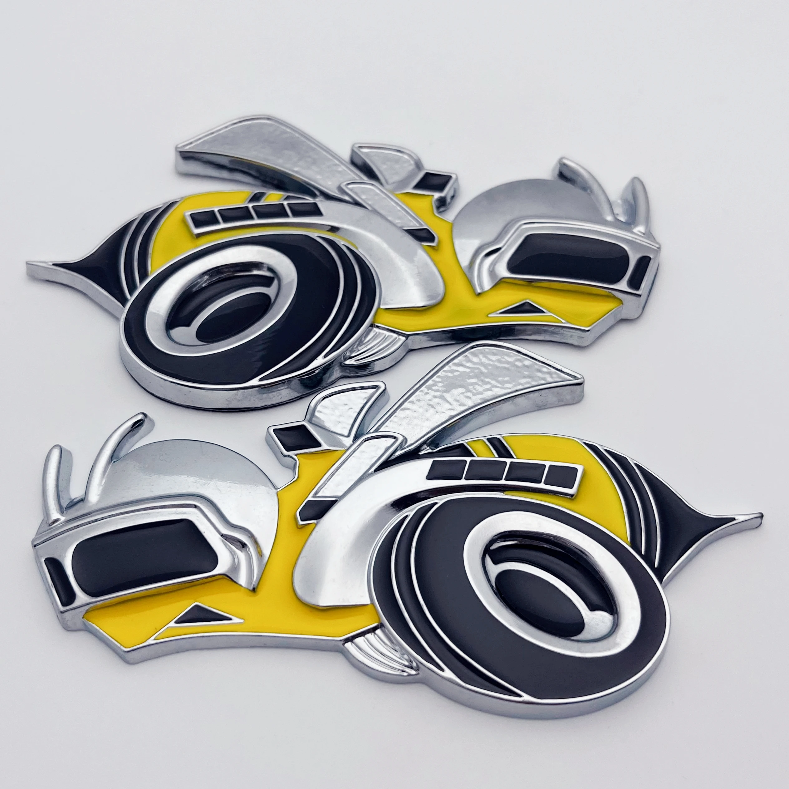 

Новая металлическая эмблема Шмель, наклейка Super Bee, модная эмблема, наклейка для передней двери автомобиля, боковое крыло, крыло, задний багажник, бампер, аксессуары