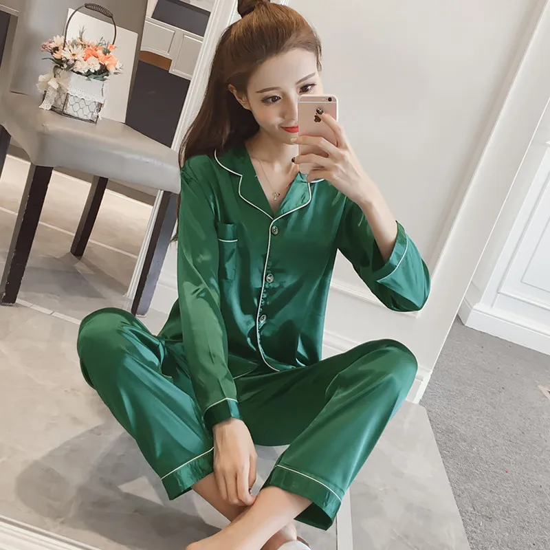 Spring and Autumn Loose Women's Pajama Sets, Solid Color Cardigan Long Sleeve Imitation Silk Sleepwear, Comfortable Homewear