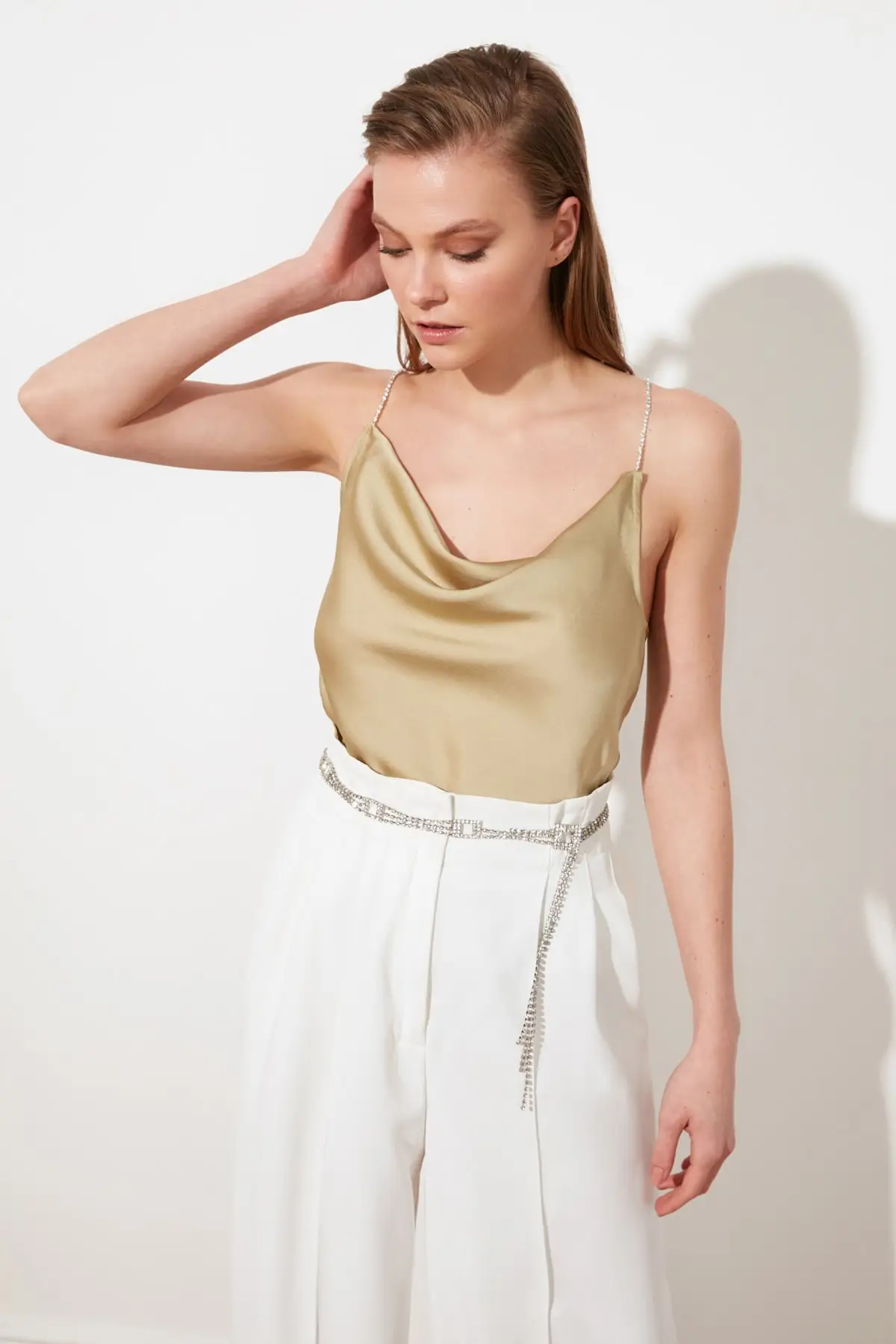 

Trendyol Stone Pendant Satin Blouse TPRSS21BZ1339