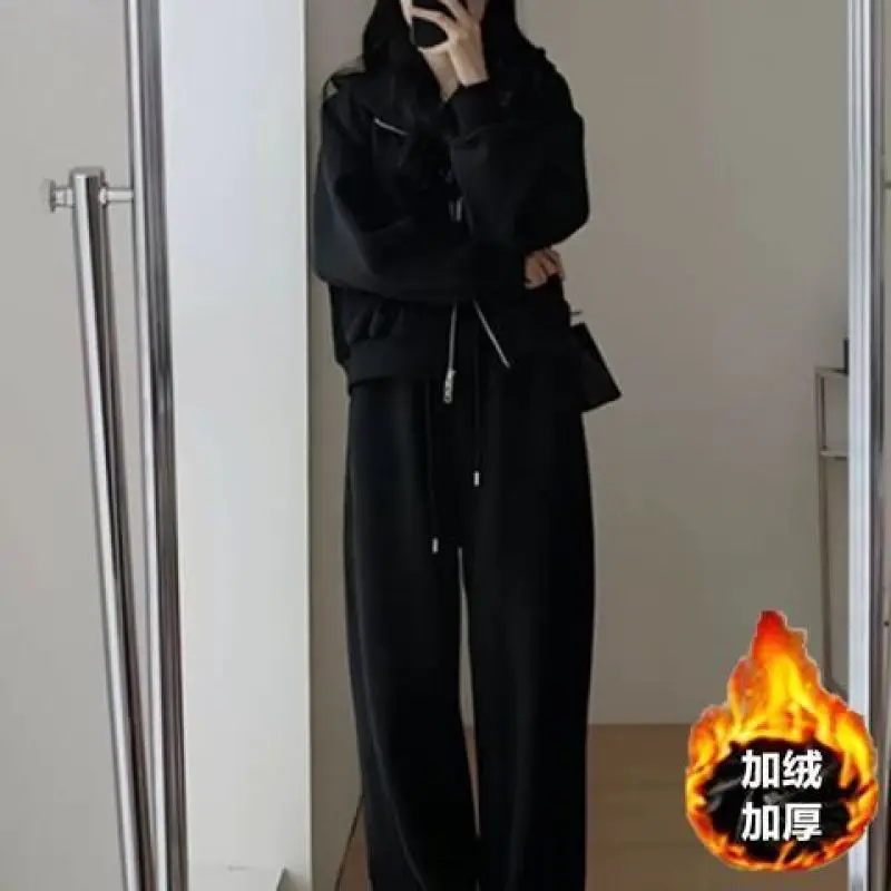Бархатный и утолщенный спортивный костюм для женщин осенне-зимний корейский
