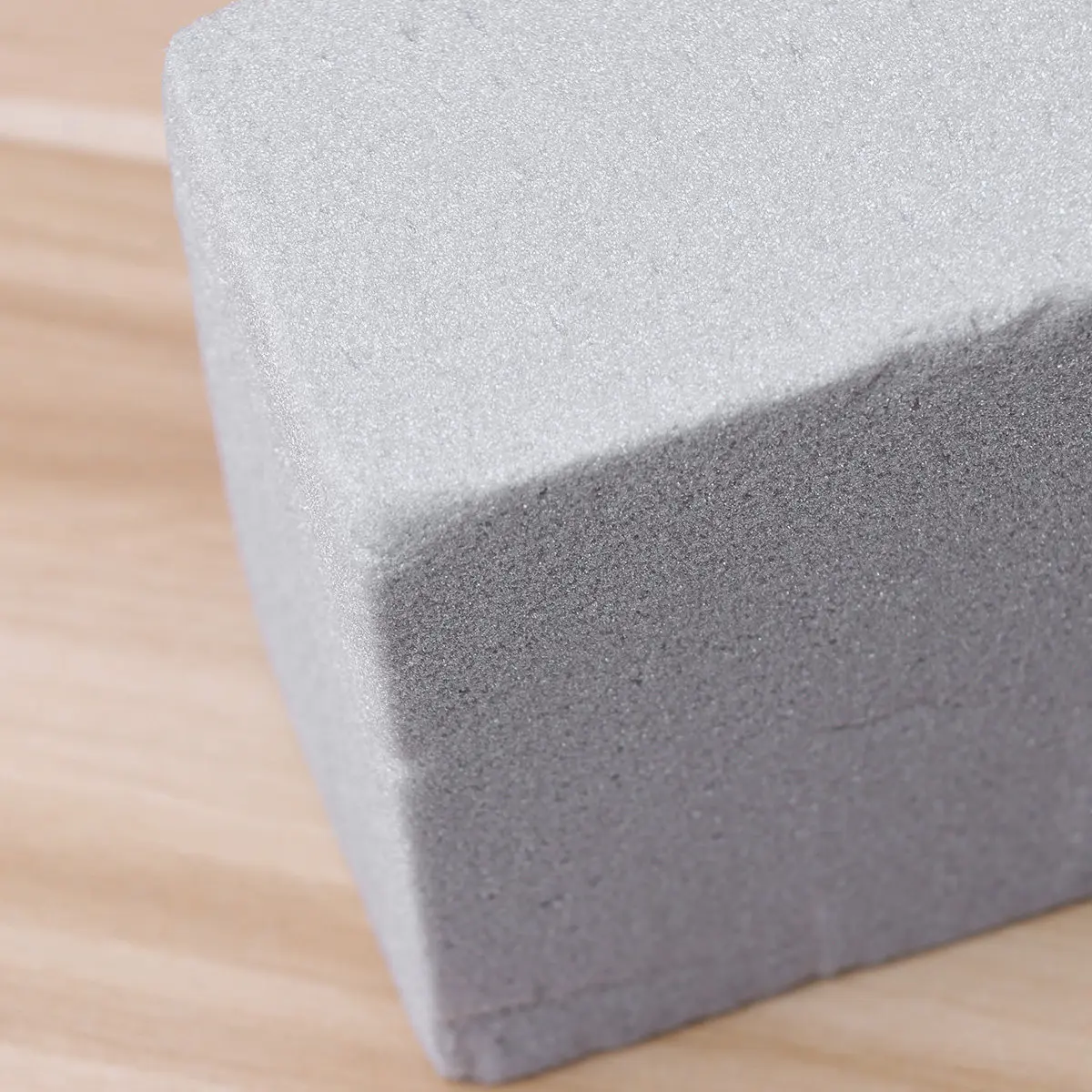 Искусственный цветочный блок-губка 23x10x7см, серый, высокоабсорбирующий, из экологически чистого материала, без запаха, для свежесрезанных цветов и флористических композиций в вазах (art.: 3920d8957db32) - 3920d8957db32