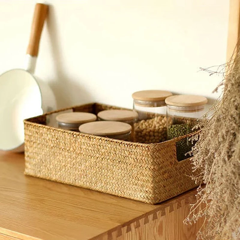 

Woven Storage Baskets Rattan Storage Basket Kitchen Sundries Organizer for Cosmetic Clothes Home Organizer Boxes with Handle