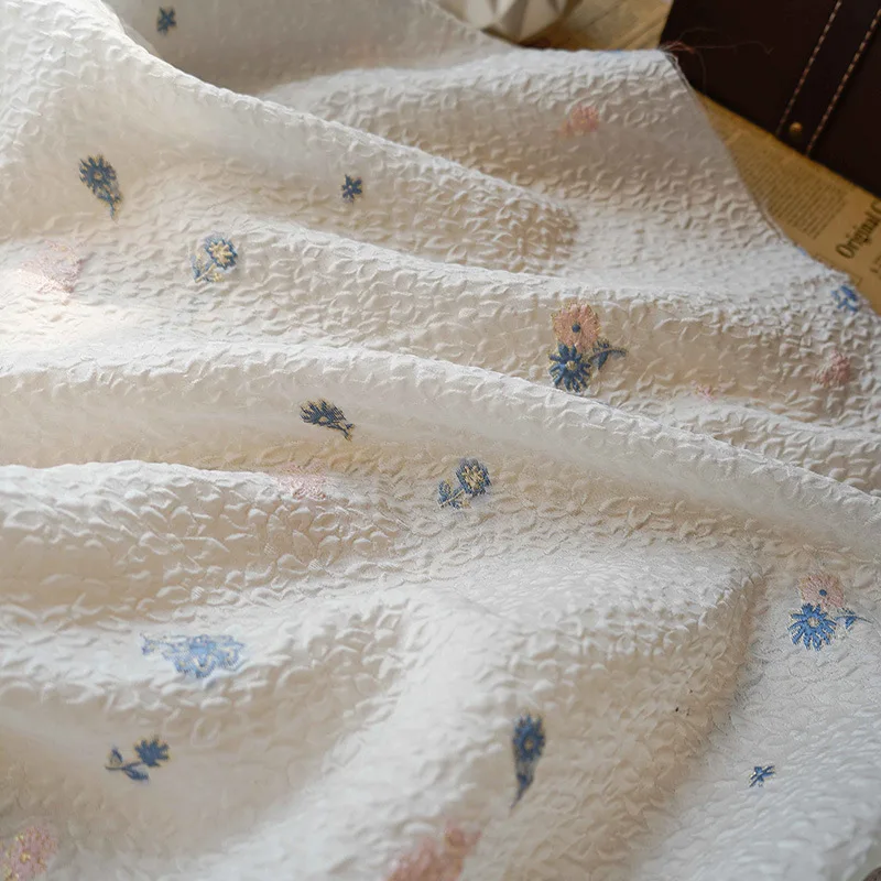 

White Relief Small Broken Flower Gold Silk Cloth Spring Summer Dress Dress Simple Literary Style Small Fresh Bouquet Packaging