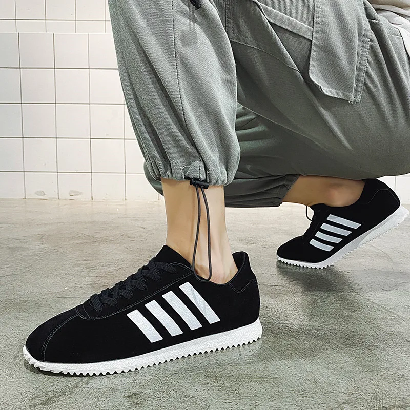 Classic Black Running Shoes for Men Comfortable Breathable Walking Jogging Sneakers Men Sports Shoes Lightweight Men's Sneakers