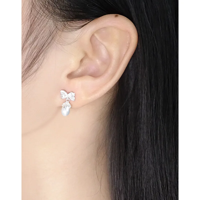 Женские серьги-гвоздики из серебра 925 пробы