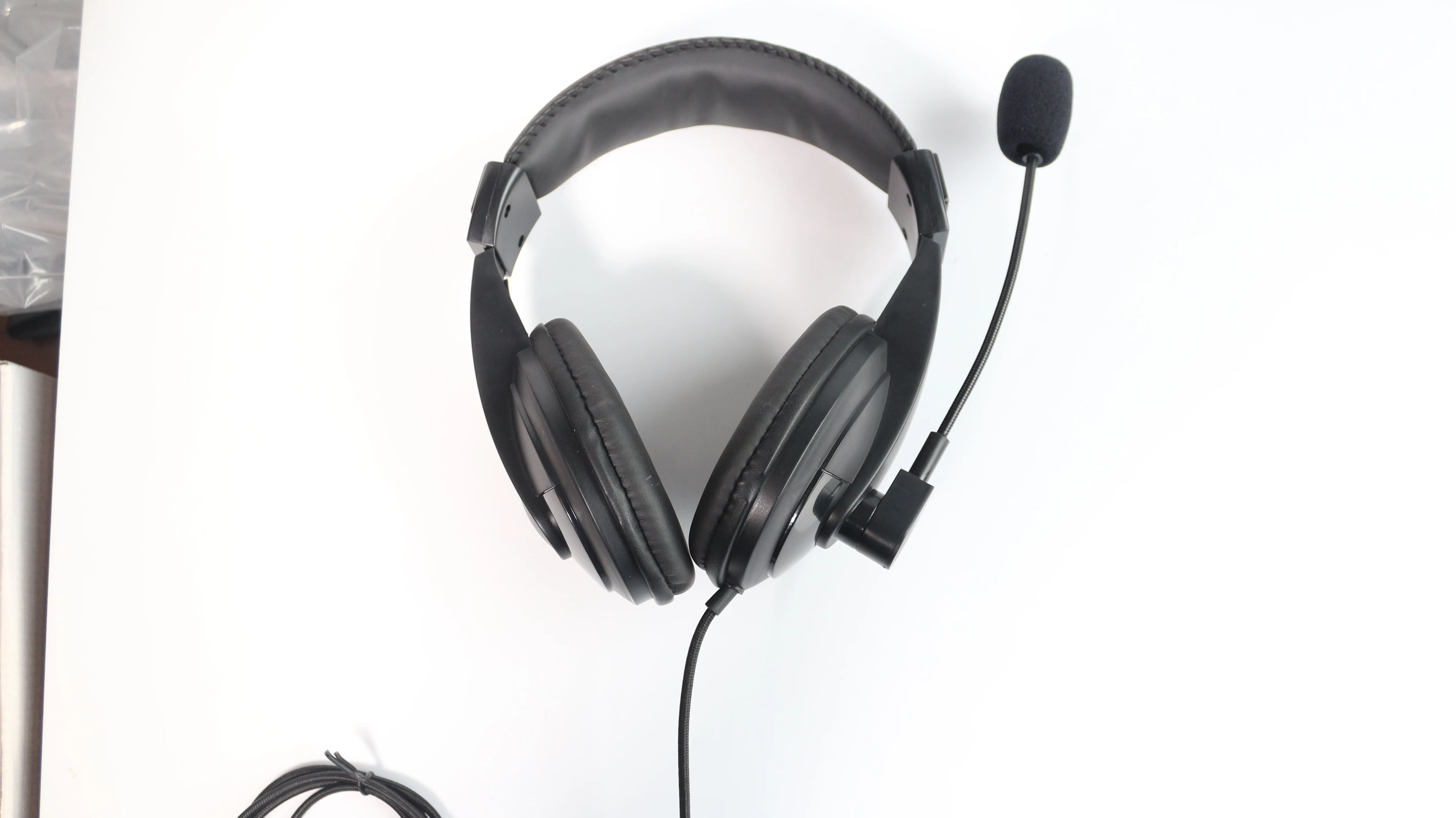 Walkie Talkie Headset For Baofeng Kenwood Hands-free Headset UV-5R 888S UV-82 UV-S9 Headphone Mic PTT UV-10R Noise Free Headset