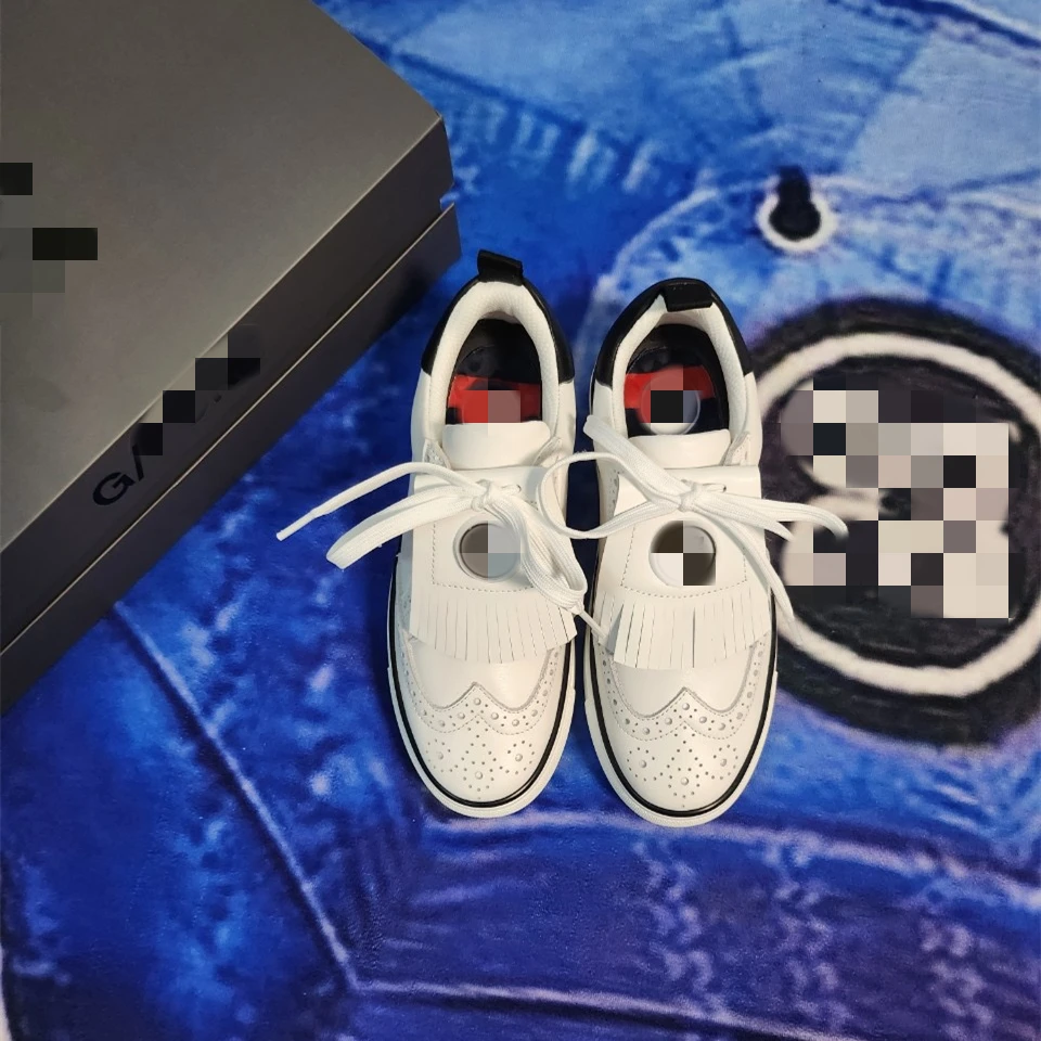 2023 New Golf Women's Shoe Outdoor Sports Leisure Anti slip Durable Fixed Nail Shoes Classic and fashionable women's shoes