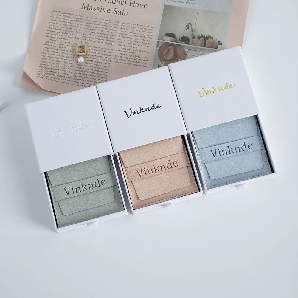 Luxury 7x7x1.7cm White Drawer Jewelry Boxes Custom Logo Microfiber Suede Gift Bags Earrings Ring Necklace Packaging Case Pouches