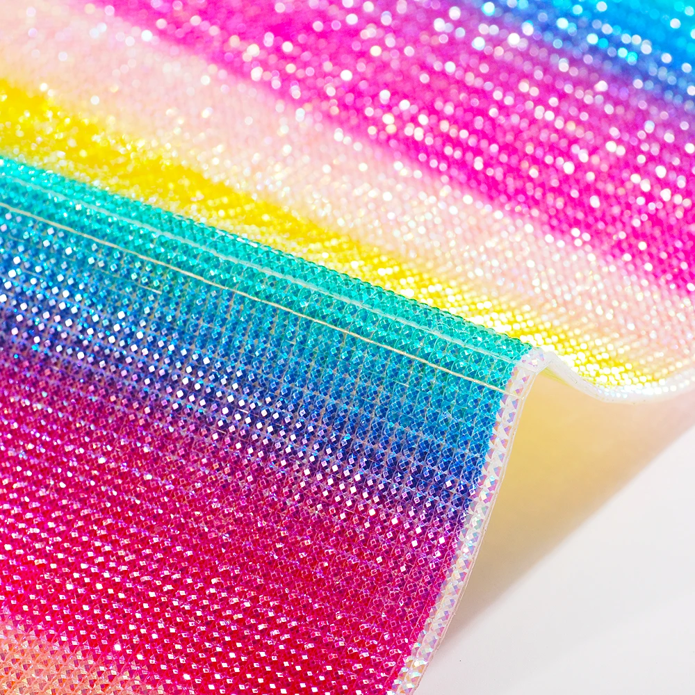 

SS6 2 мм клейкие Стразы разразразы искусственное акриловое Радужное Смешивание цвета Кристалл облицовочная Аппликация наклейка лист 24*40 см/л...