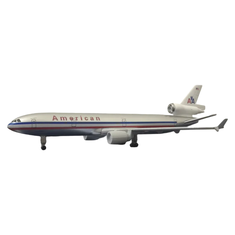 Фото Масштабная модель самолета American Airlines MD11 (400:1, 21 см) из сплава, игрушка, украшение для рабочего стола, подарок на день рождения для детей, коллекционный предмет авиационной тематики. №5