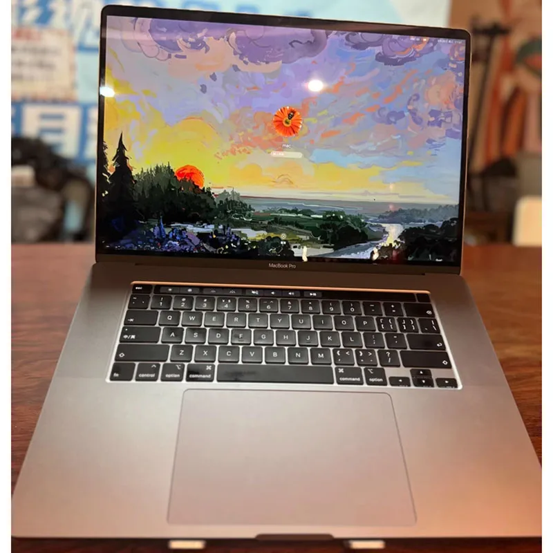 MacBook Pro 16 серебристый 2019 i9 32/64 ГБ 1/2 ТБ SSD