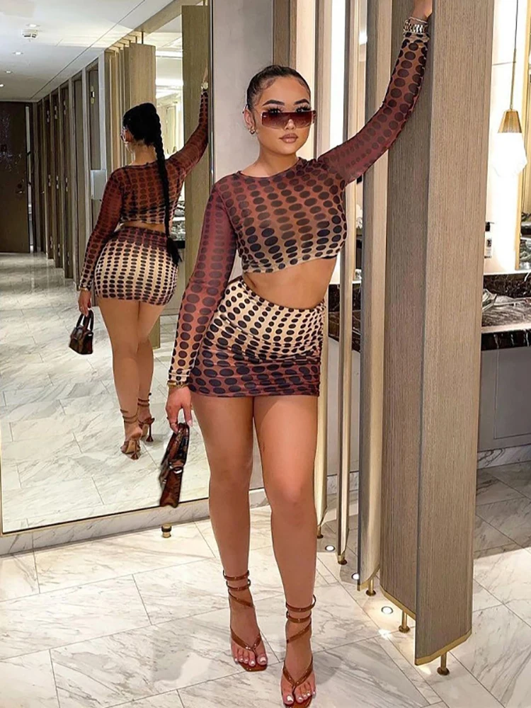 

Весна 2022, новинка, женская одежда, Овальный принт, мини юбка, наборы, длинный рукав, круглый вырез, короткий топ и юбка, костюм, сексуальная ул...