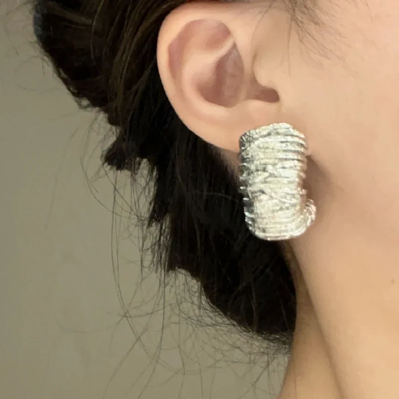 Модные ювелирные изделия винтажные темпераментные металлические серьги для