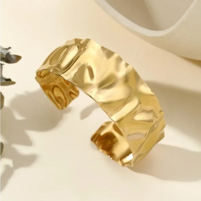 Uworld текстурированные золотые Манжеты Позолоченные Браслеты из нержавеющей