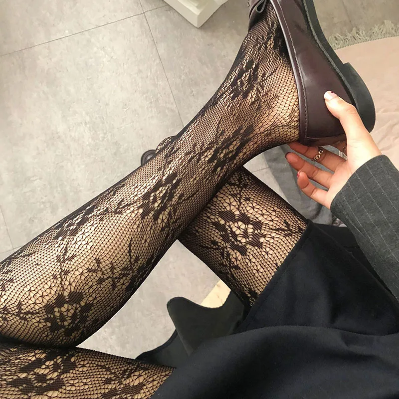 

Women's socks white retro lace fishnet stockings cherry blossom black dark rose gardenia bottoming pantyhose
