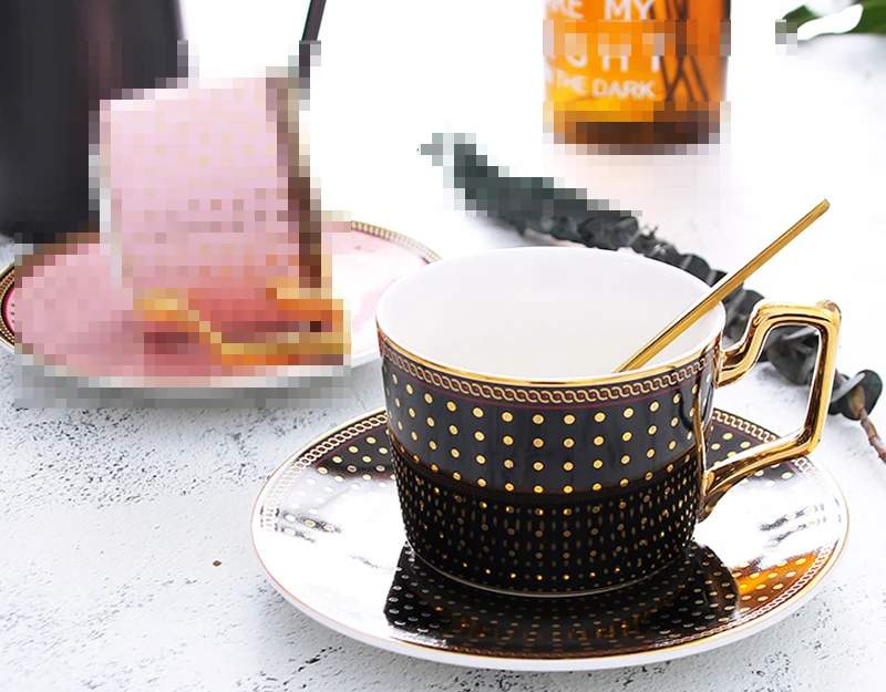 Набор из разноцветной чашки и блюдца керамическая кофейная чашка с блюдцем