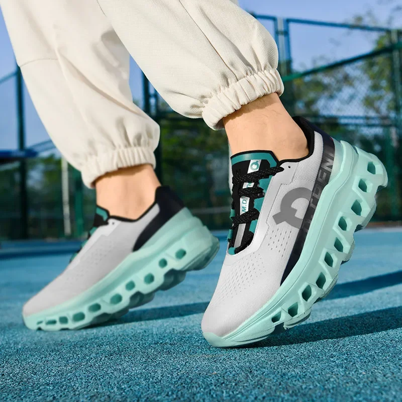 Мужская легкая спортивная обувь