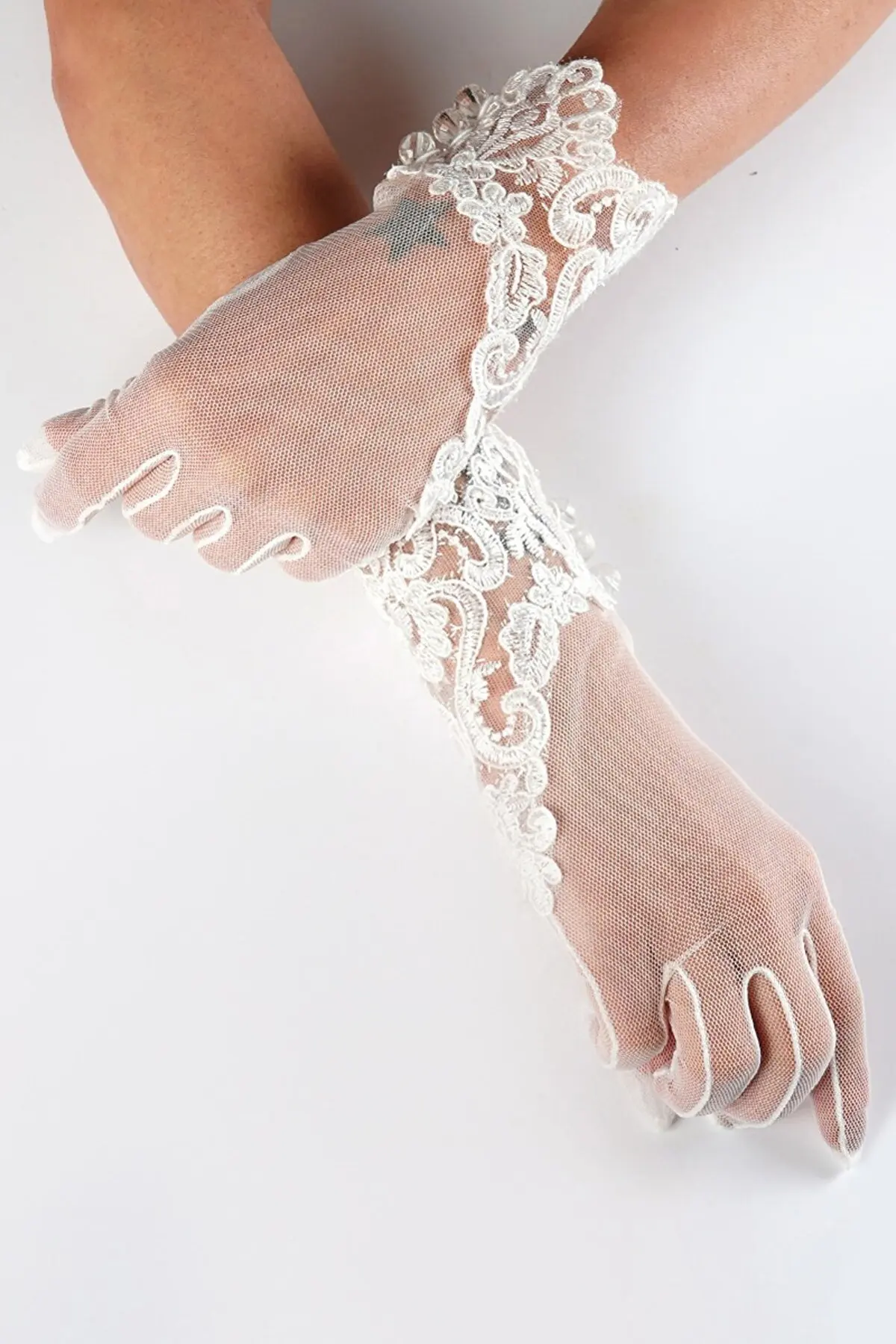 

Tulle And Pattern Beading Detail Bridal Gloves-White Eldiven30 Lace Mesh Bridal Transparent Elegant Fishnet Silk Tulle Guipure