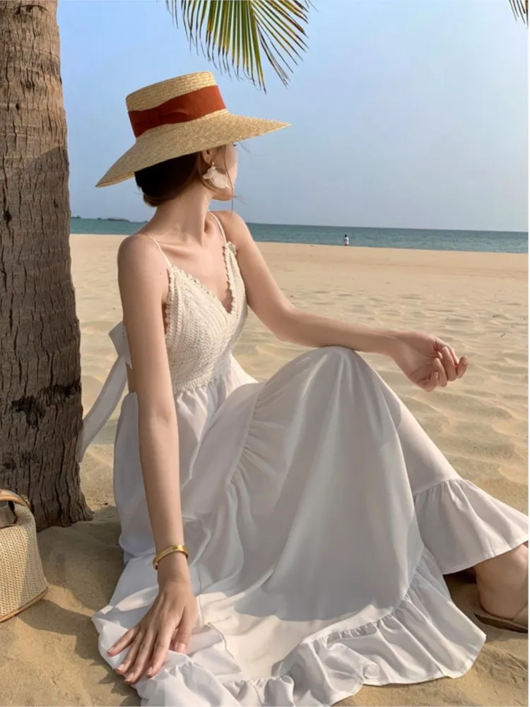 

Женское пляжное платье с открытой спиной, Элегантное Длинное Платье на бретельках без рукавов в Корейском стиле, белое платье для отпуска