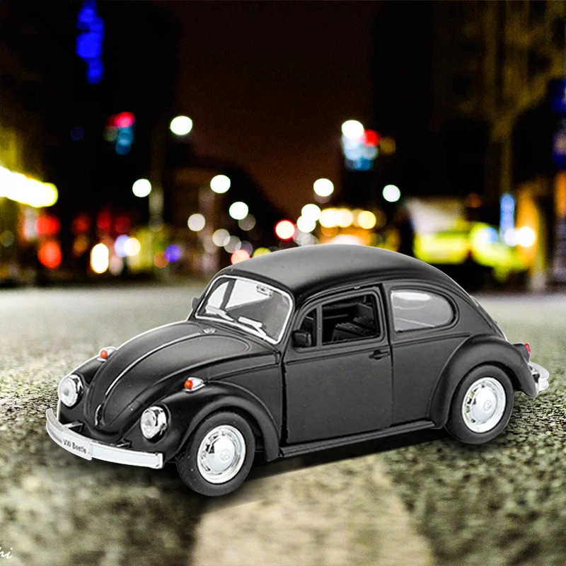 Модель автомобиля Volkswagen Beetle из сплава Maisto 1/24 масштаба, коллекционная игрушка-симуляция классического автомобиля 1967 года версии 1/36 для детей.