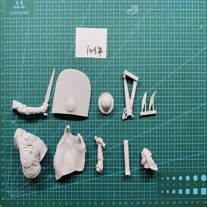 Несобранная 1/10 фигурка солдата из древней фантазии марсиканского воина