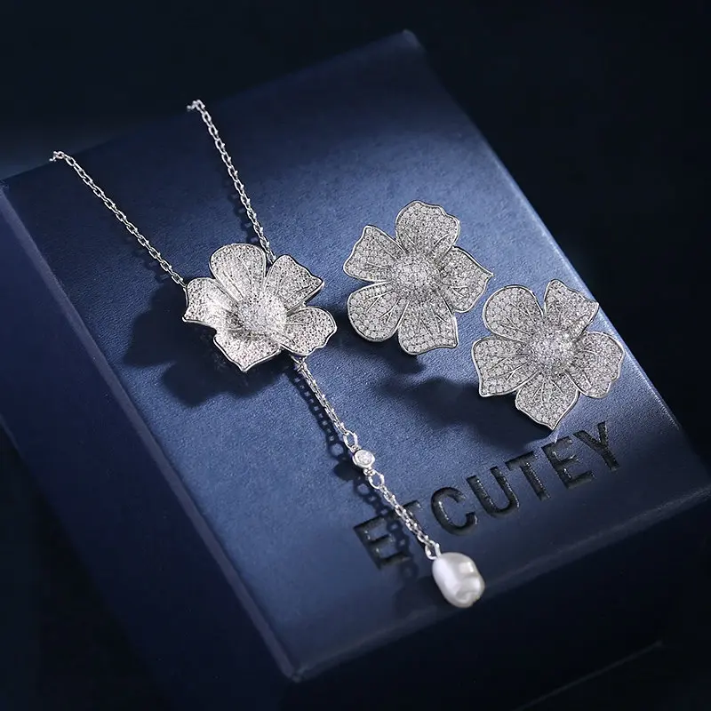 

Fashion niche design earrings clavicle chain zircon inlaid flower freshwater pearl necklace earrings set women jewelry LYJ075