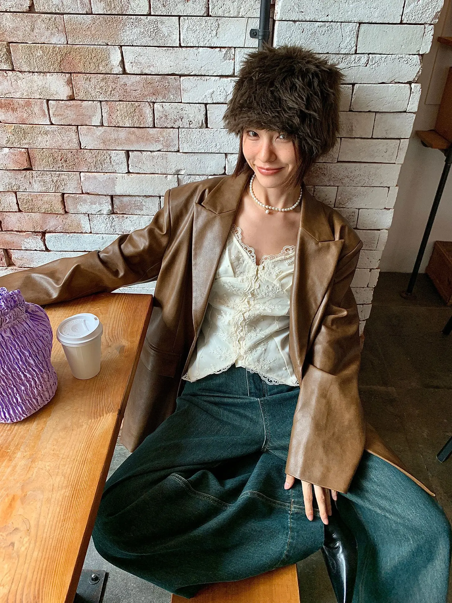 Рисунок 5 - Осень 2023, новое модное повседневное кожаное пальто