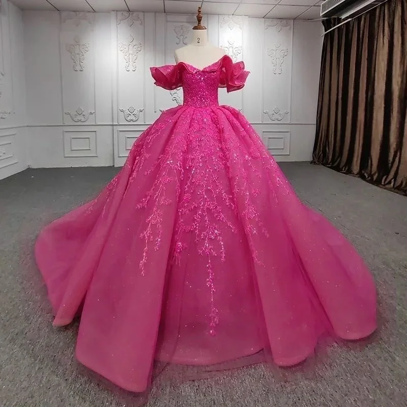 

Shiny Pink Quinceanera Dress Sweetheart Lace Applique Beading Sequins Prom Party Princess Ball Gown Sweet 16 Vestidos De 15 Año