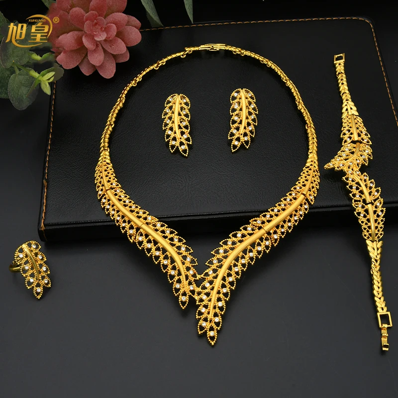 

XUHUANG Indian 24K Gold Plated Crystal Necklace Bracelet Wedding Set Dubai Ethiopia Luxury Choker Banquet Party Accessories Gift